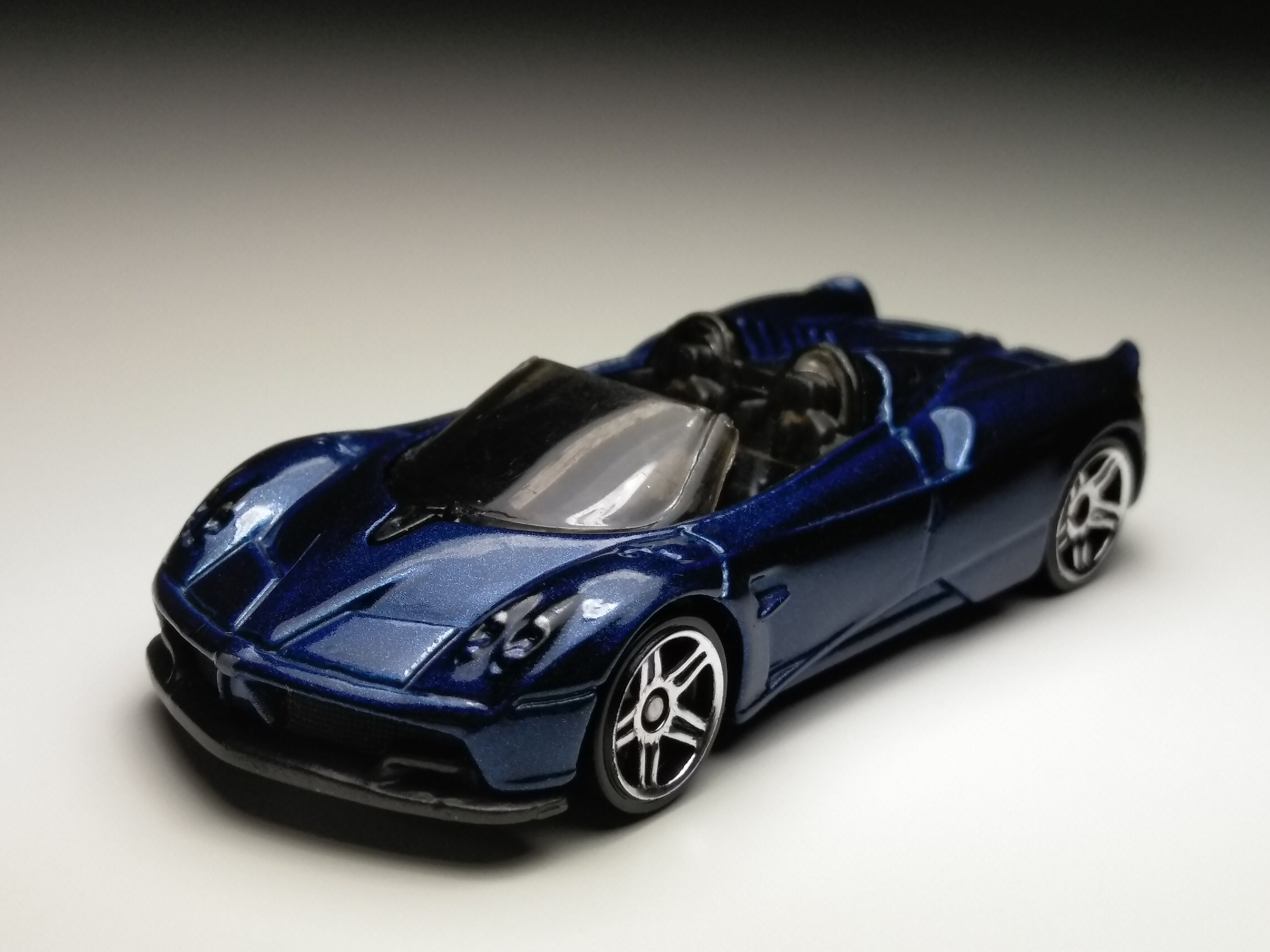 Hot wheels pagani