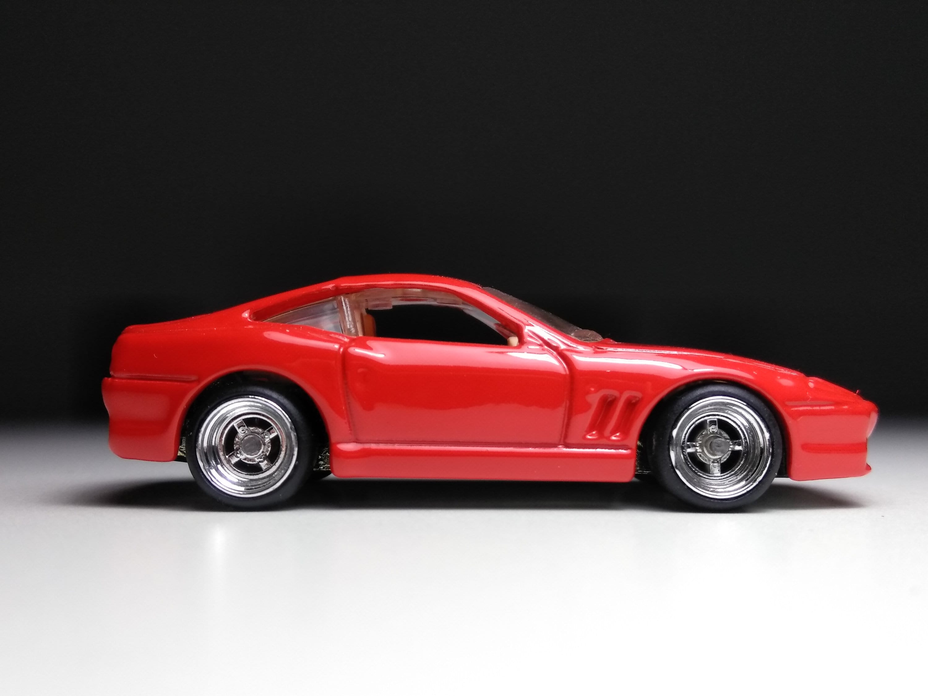 FERRARI 355 Custom mit echten Fahrern Hot Wheels Erste Edition