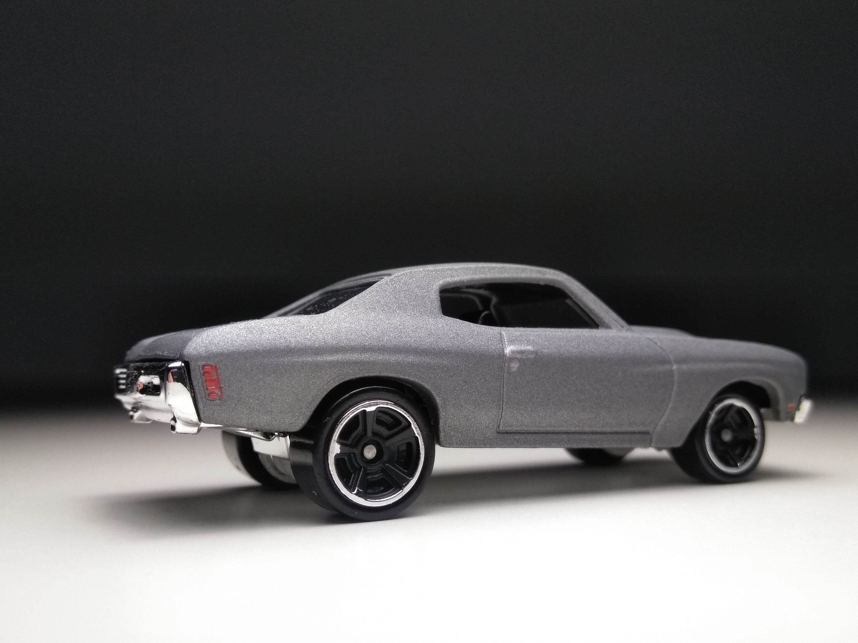 Amazon.com: Hot Wheels Classic Series 1: 1970 Chevelle #8 of