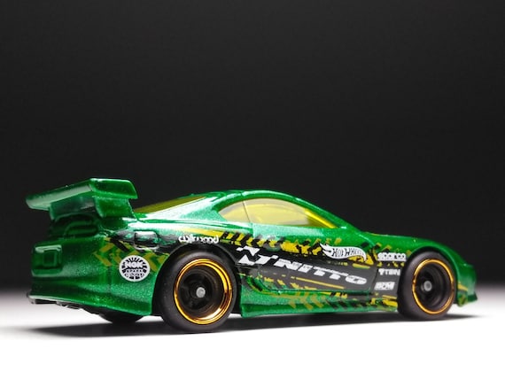 TOYOTA SUPRA ホットウィール（カスタムリアルラバータイヤ