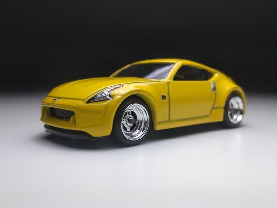 Hot Wheels Nissan 370Z イエロー HOT WHEELS 2019 FAST & FURIOUS 6 NISSAN 370Z YELLOW LOOSE