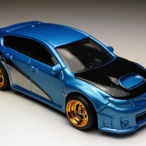 Subaru WRX STI Hot Wheels (neumáticos de caucho real personalizados)