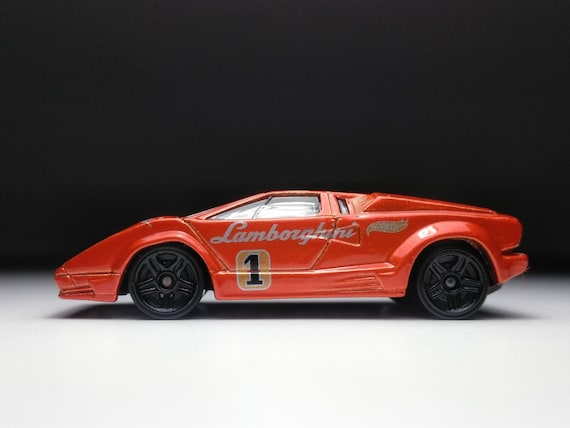 ランボルギーニ カウンタック ホットウィール（カスタムプラスチック