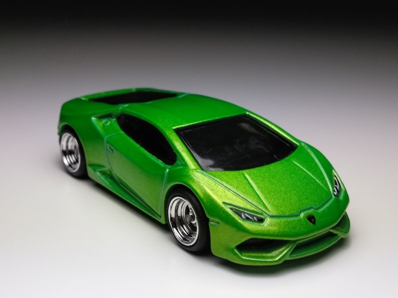 Hot wheels lamborghini huracan