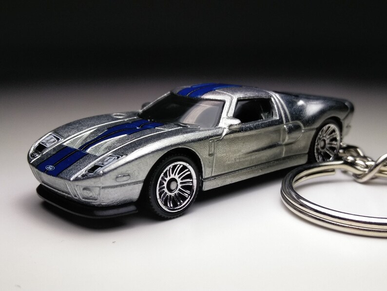 Ford GT Keychain - Etsy