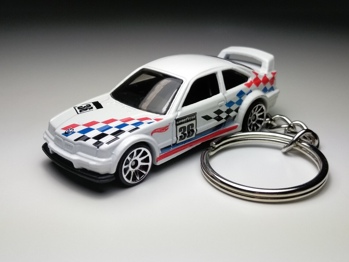 BMW M3 E36 Keychain - Etsy
