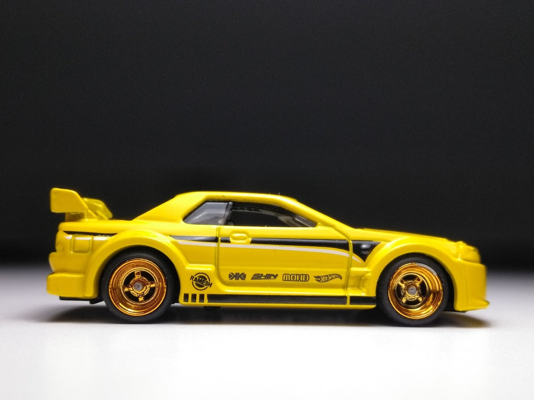 Nissan Skyline GTR R32 Hot Wheels custom Real Rubber Tires - Etsy