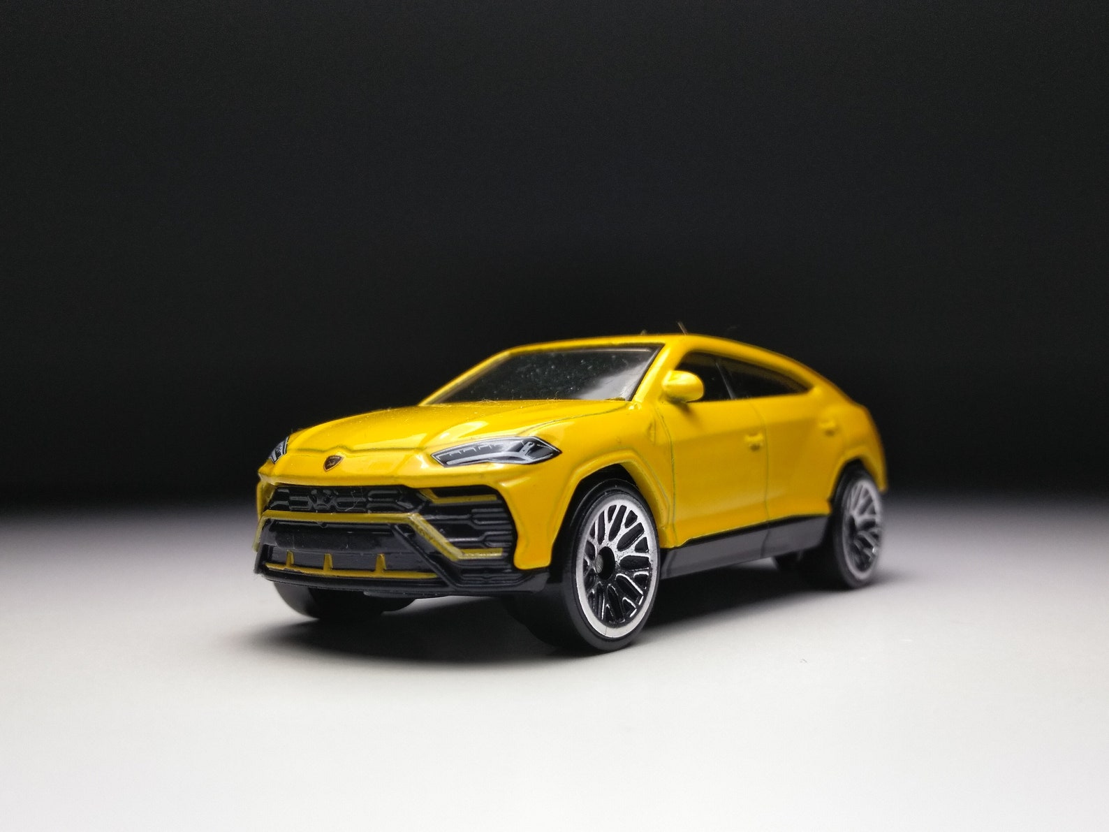 Hot wheels lamborghini urus