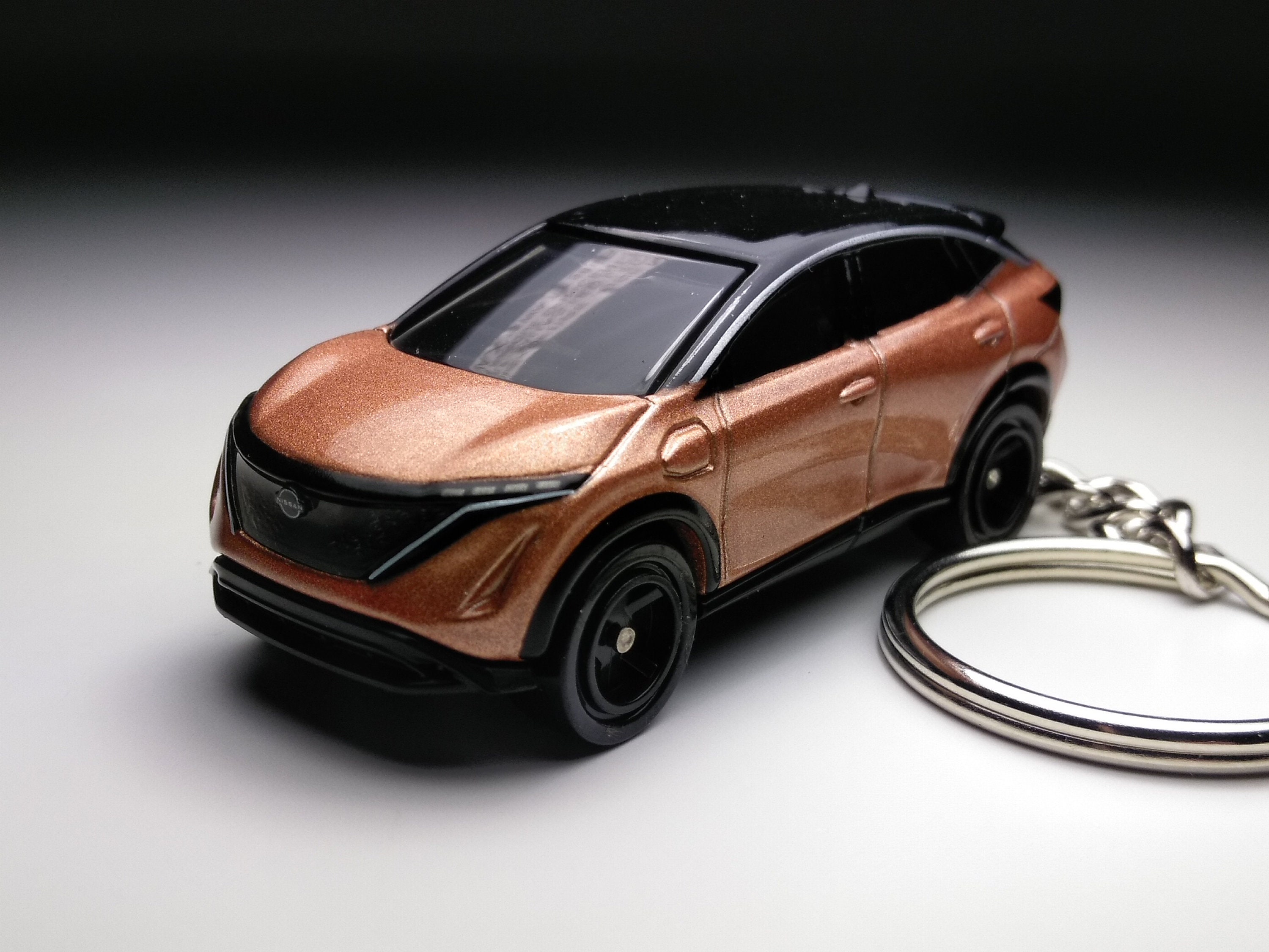 Nissan Ariya Keychain - Etsy