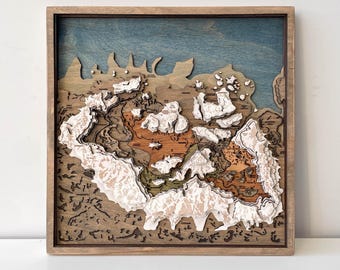 Mapa de madera de Skyrim, arte mural de fantasía grabado con láser, regalo para gamer, decoración de juegos de madera hecha a mano, letrero para sala de juegos de rol