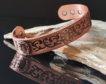 Mens Horseshoe Copper Bracelet, Copper Celtic Bangle with 6 Neodymium Magnets | Mens Copper Jewellery in Gift Box | with Free Gift Card