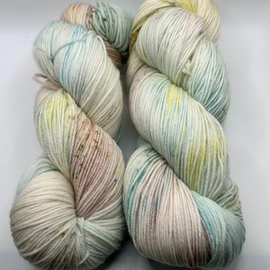 Beach Socks  Skein 400M 100g