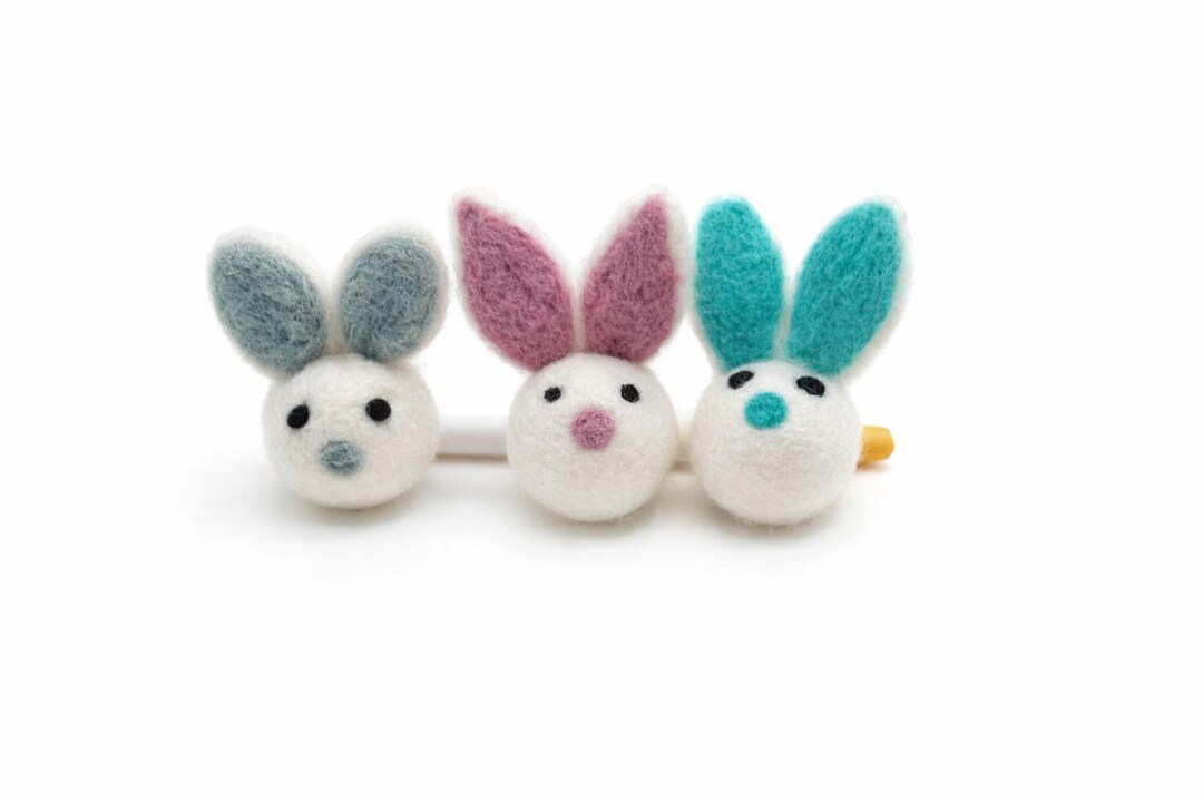 Wool Bunny Bopper Cat Toy – Soft, Wobbly, Lanolin Scented Fun - Etsy