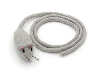 good scratching posts for cats Purrfect Post: Floating Outdoor Cat Scratching and Climbing Post