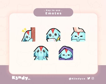 Op de afbeelding: Vijf geanimeerde emotes met een blauw en rood wezen met verschillende uitdrukkingen. De emotes tonen het wezen dat om een houten paal gluurt, op een notitieblok schrijft, geaaid wordt, huilt en zich verstopt onder een paarse deken. De tekst "Pay to use. Emotes." staat bovenaan de afbeelding.
