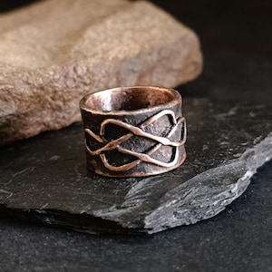 Copper celtic ring, Celtic knot ring, Rustic viking style, Hammered copper ring, Pure copper jewelry, Men&#39;s copper ring, Gift for him