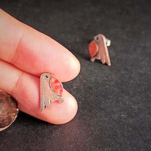 Robin stud earrings, Copper bird earrings, Copper and silver studs, Nature inspired gift, little bird earrings, gift for her, tiny bird