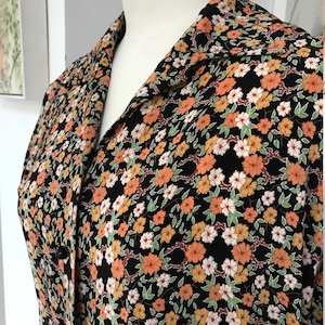 Vintage Womens 1970&#39;s Dawnbreakers floral shirt with puffed sleeves UK size 12/14