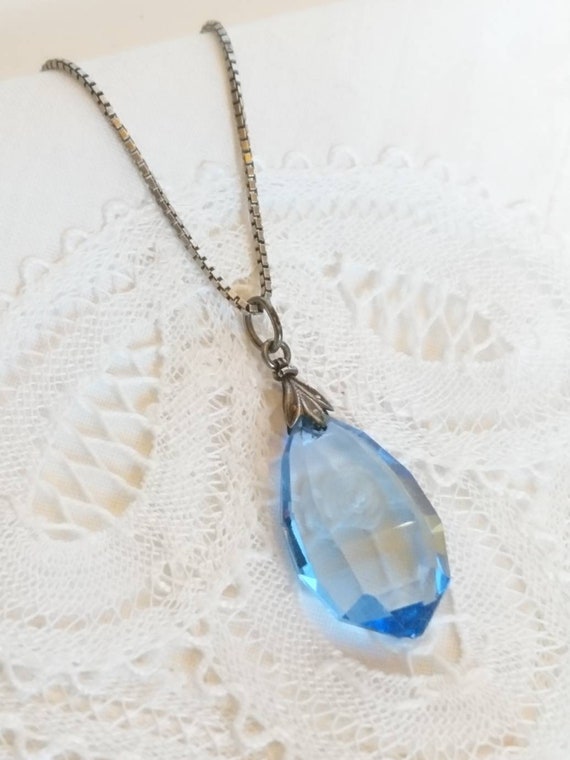 Art Decé light blue pendant silver 1930s light blu