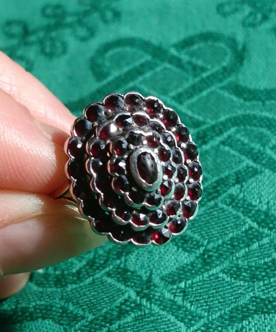 Art Nouveau Garnet Ring Bohemian Garnet Ring vinta