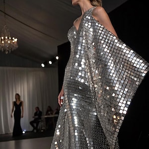 Tessuto a rete con paillettes - Griglia riflettente in argento nero