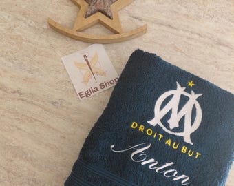 serviette de bain brodé au prénom et décoration  Marseille