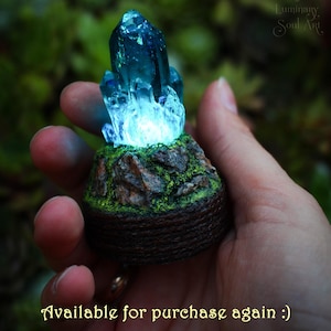 Crystal Epoxy Resin Night Light, Fairycore LED Crystal Lamp, Witchcore Bedside Magic Lantern with glowing luminophor elements 02/07