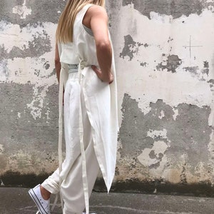 Women’s 100% Linen Summer Set – Loose Fit Vest and Pants | Boho Minimalist Outfit | Handmade Natural Linen Clothing for Travel & Beach