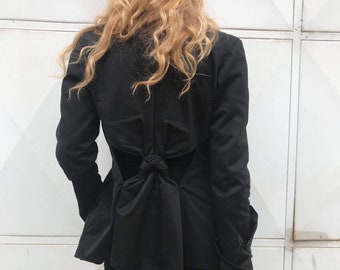 Blazer de mujer de diseñador, blazer asimétrico, blazer de manga larga, chaqueta de oficina, blazer corto, ropa exterior de moda, blazer ajustado, ConceptBG