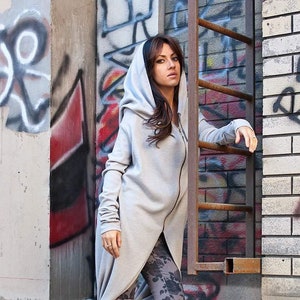 Extravagant Hoodie, Open Back Hoodie, Asymmetric Sweatshirt, Long Sleeves Vest, Designer Top, Asymmetric Sweatshirt, ConceptBG