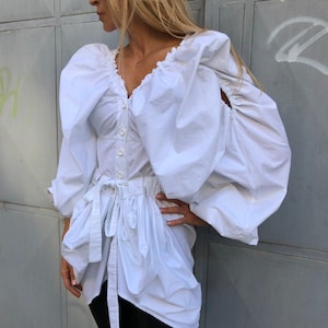 Asymmetric Puffer Sleeve Blouse: Extravagant White Cotton Top