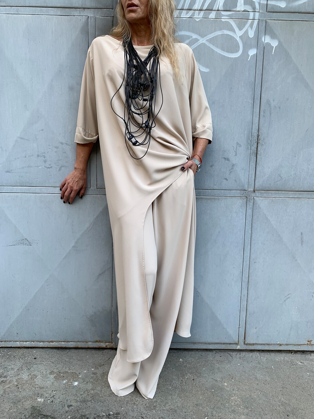 OUR LARA JEAN IS NOW MARRIED! 🥹✨ LOOK: Lana Condor, beloved for her role  as Lara Jean Song Covey in the hit series To All The Boys I've Loved  Before, happily tied, image size:1080x1440