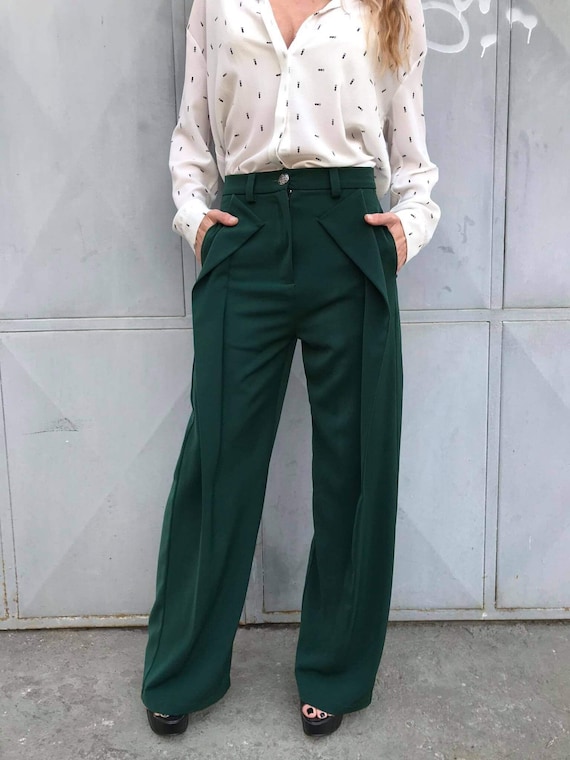 Effortlessly Stylish Pants | Women's Cream Lounge Pant Set