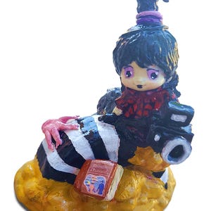 Lydia Deetz Figurine