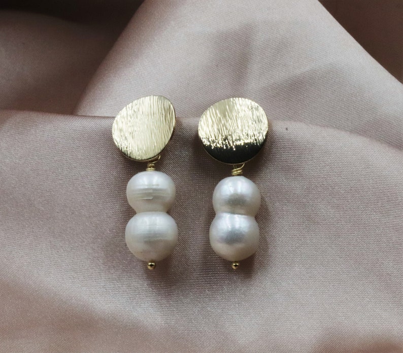 Real Pearl Earrings Gift Pearl Stud Earrings Vintage Bridal Earrings Small Pearl Earrings Formal Earrings 24k Gold Earrings
