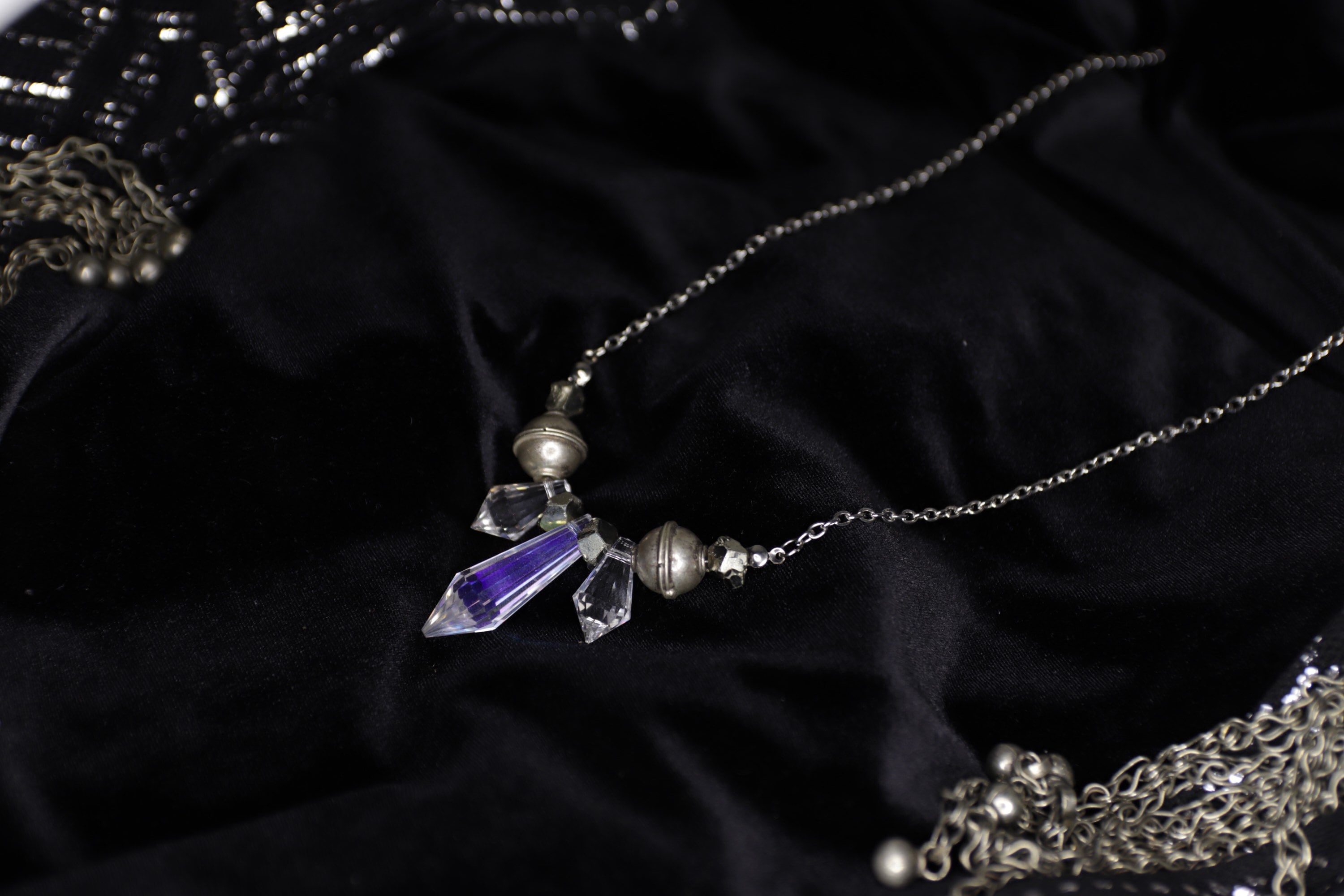 MEYRA Rainbow / Tribal Necklace With Moroccan Metal Beads, Unpolished