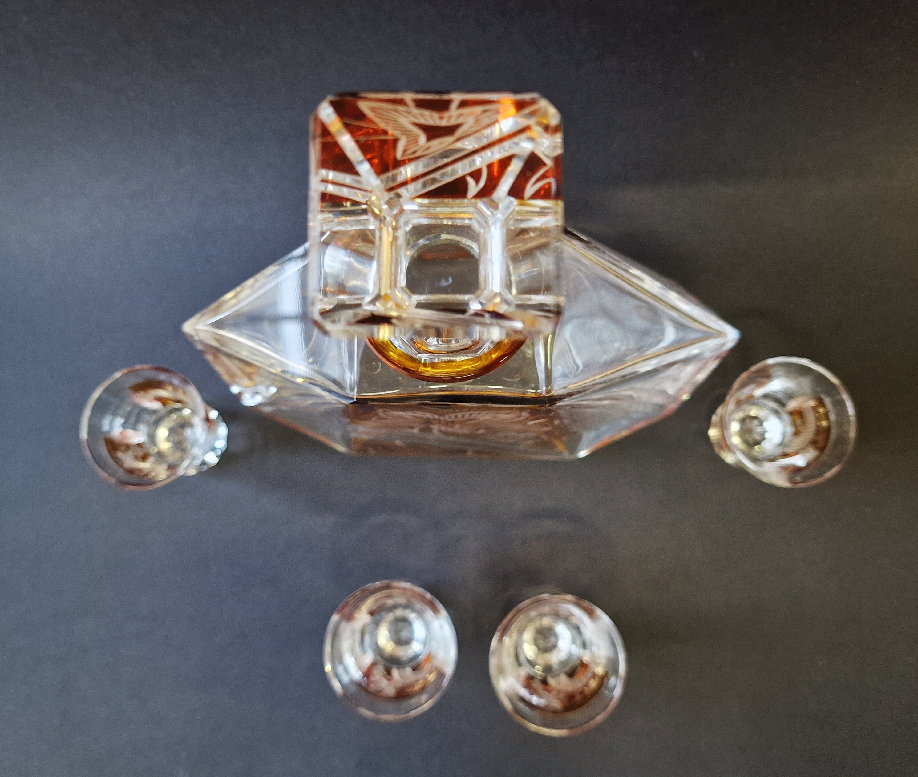 Art Deco Glass: Popular 1920s and 1930s Glass Designs - Antique Marks