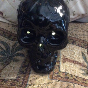 Black Light Up Skull