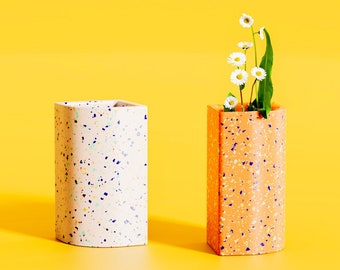 Square Vase Silicone Mould: Minimalist Concrete, Jesmonite, Plaster (15cm)