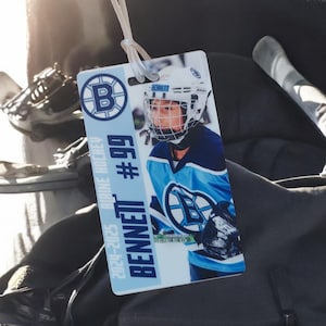 Sports Themed Bag Tag, Hockey Tag, Football Tag, Sports Name Tag, Baseball Tag, Softball Tag, Soccer Tag, Team Tags, Bag tag, Sports gift