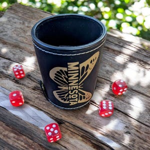 Minnesota Personalized Leather Dice Cup, Groomsmen Dice Cup, Bunco Dice Cup, Gifts for Dad, Gifts for Him, Gift for kids, MN gifts