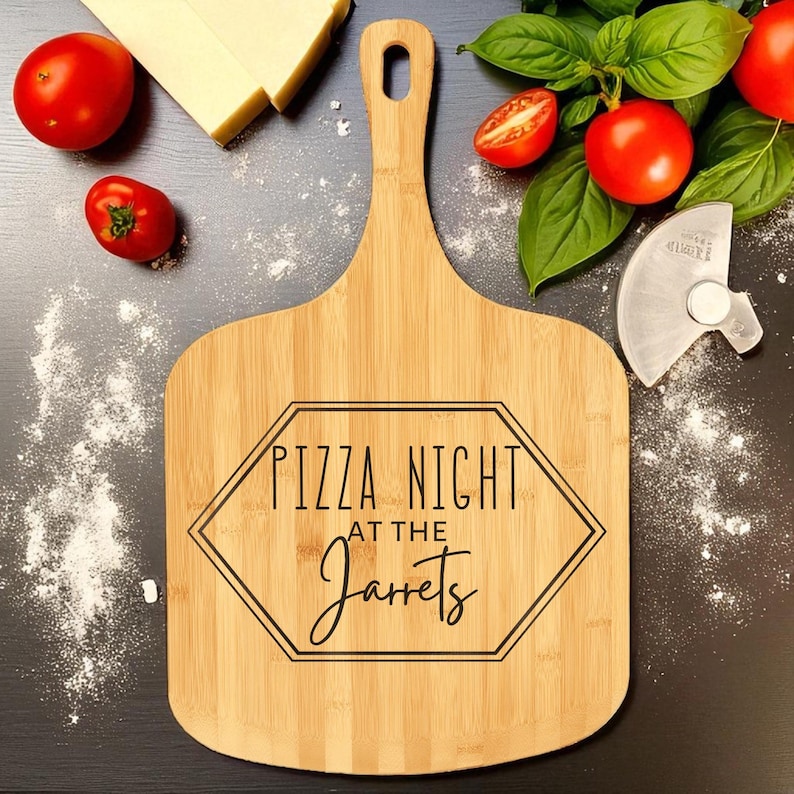 Personalized Pizza Peel, Engraved Pizza Paddle, Custom Pizza Board, Pizza Paddle, Pizza Server Board, Bamboo Pizza Board 画像 8