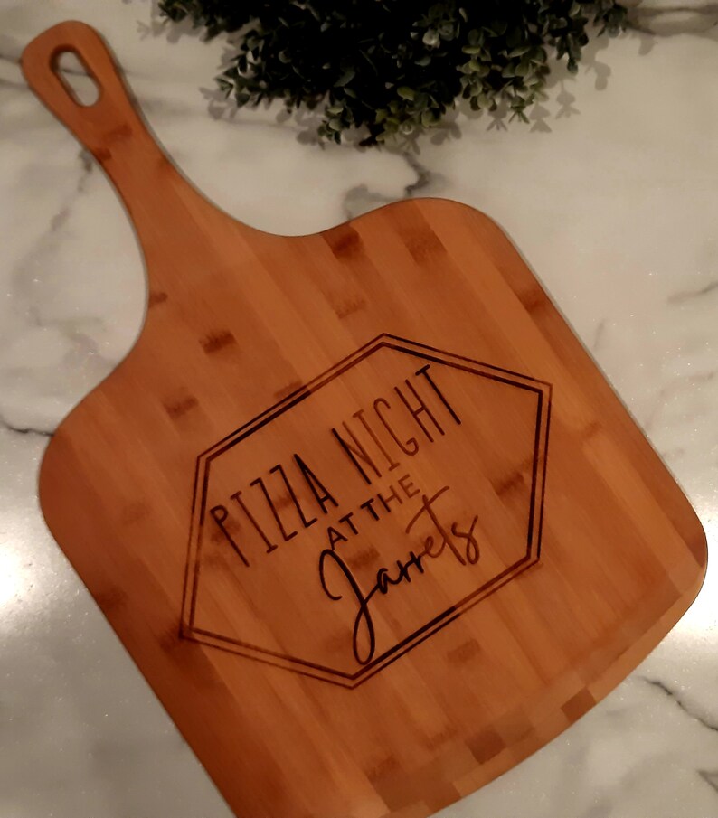 Personalized Pizza Peel, Engraved Pizza Paddle, Custom Pizza Board, Pizza Paddle, Pizza Server Board, Bamboo Pizza Board image 5