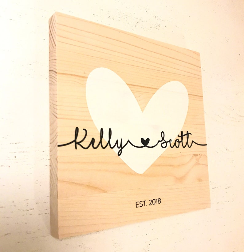 Wooden sign HEART with your names Real Wood Perfect wedding, anniversary, st. Valentines day gift BFF Handmade Solid wood zdjęcie 1