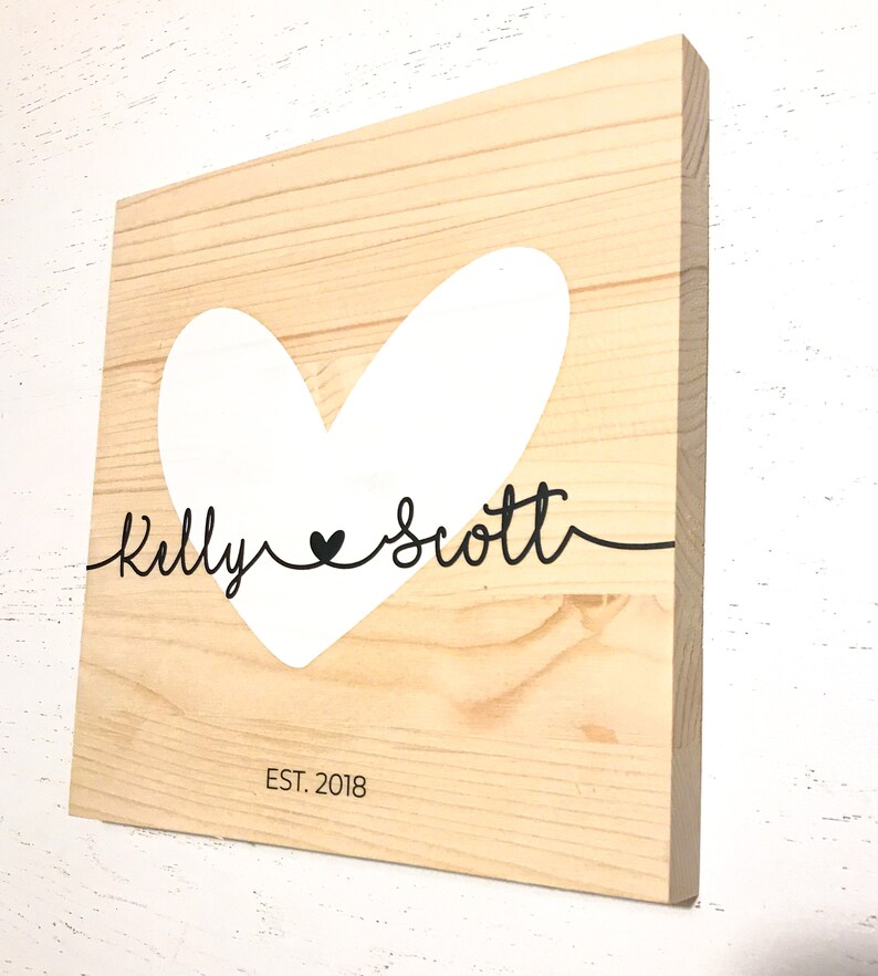 Wooden sign HEART with your names Real Wood Perfect wedding, anniversary, st. Valentines day gift BFF Handmade Solid wood zdjęcie 3