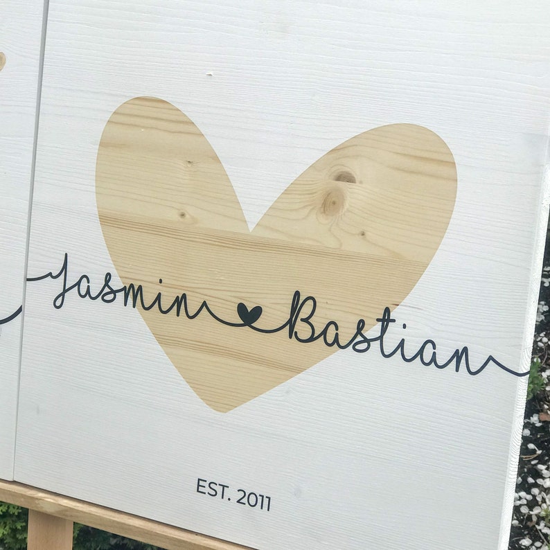 5th Anniversary Wooden Gift, Custom Couple Name, Personalized Family Wood Sign, Heart Name Sign, Fifth Wedding Anniversary Gift For Husband zdjęcie 2