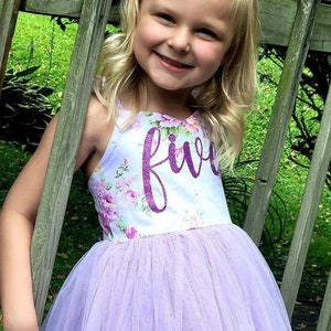 Vestito per il 5° compleanno, vestito per la torta smash, vestito per la damigella d'onore, vestito da compleanno con tutù, vestito per il primo compleanno della bambina con fiori rosa e viola, vestito per il 6° compleanno