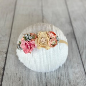 Gorgeous Cream Peach Pink floral headbands, baby wreath, infant headband, photoshoot prop, girl floral headband, baby halo, cream flowers