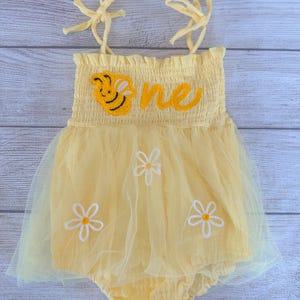 One Bee Birthday Romper Dress Cake Smash Outfit 1st Bee Yelloe Outfit Tutu Romper Baby Girl First Bee Birthday Yellow One Bee Romper