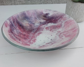 Fused glass bowl, pink, white, round dish